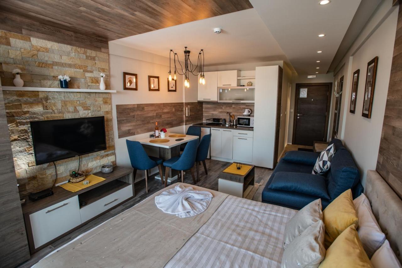 Deltalux Apartmani Milmari コパオニク エクステリア 写真
