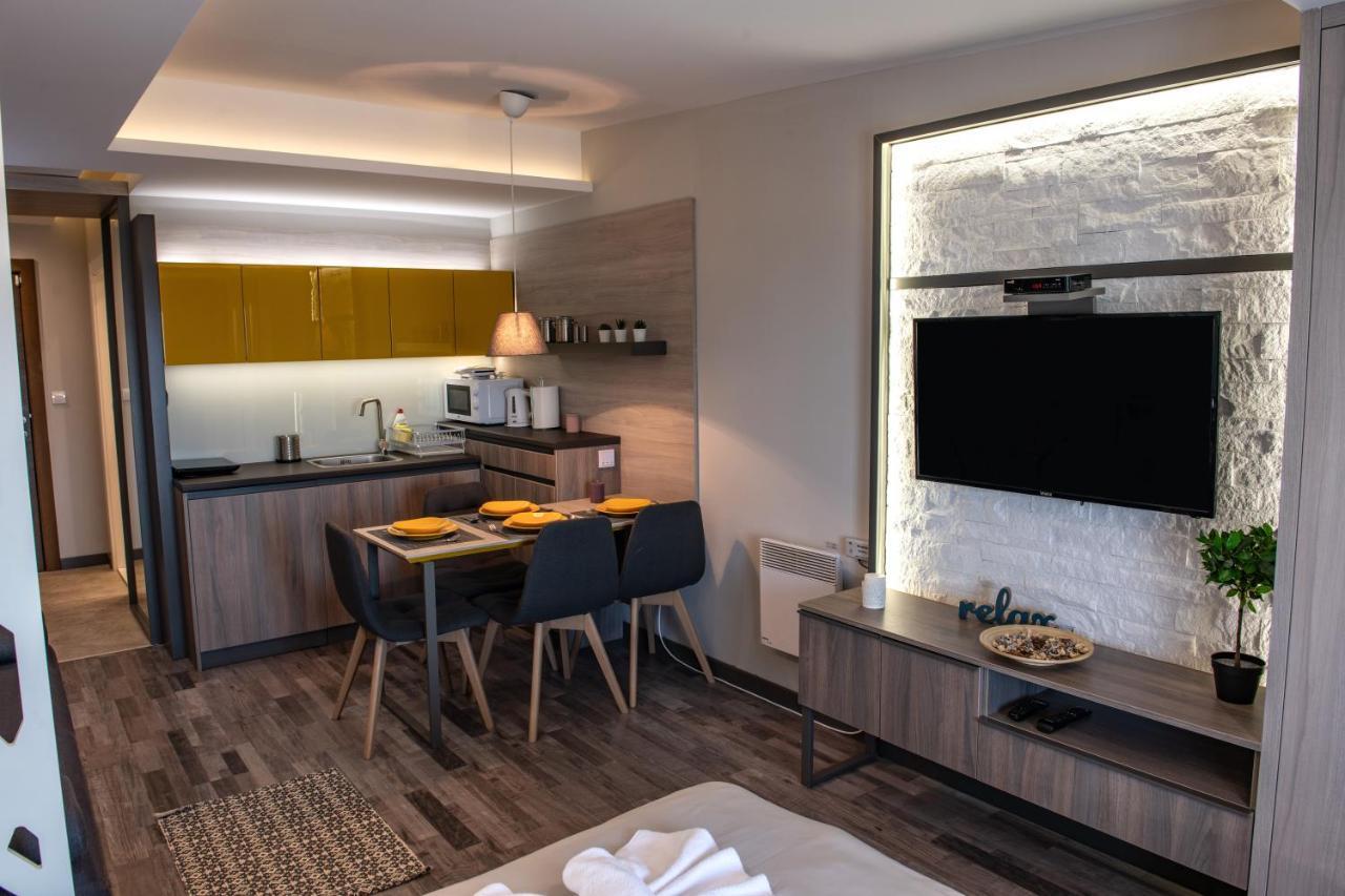 Deltalux Apartmani Milmari コパオニク エクステリア 写真