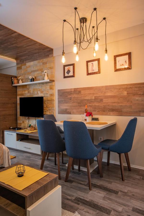 Deltalux Apartmani Milmari コパオニク エクステリア 写真